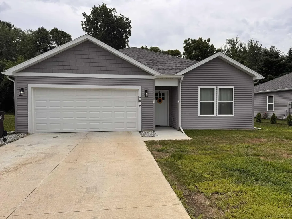 2019 Green Acres Drive Adrian City MI 49221