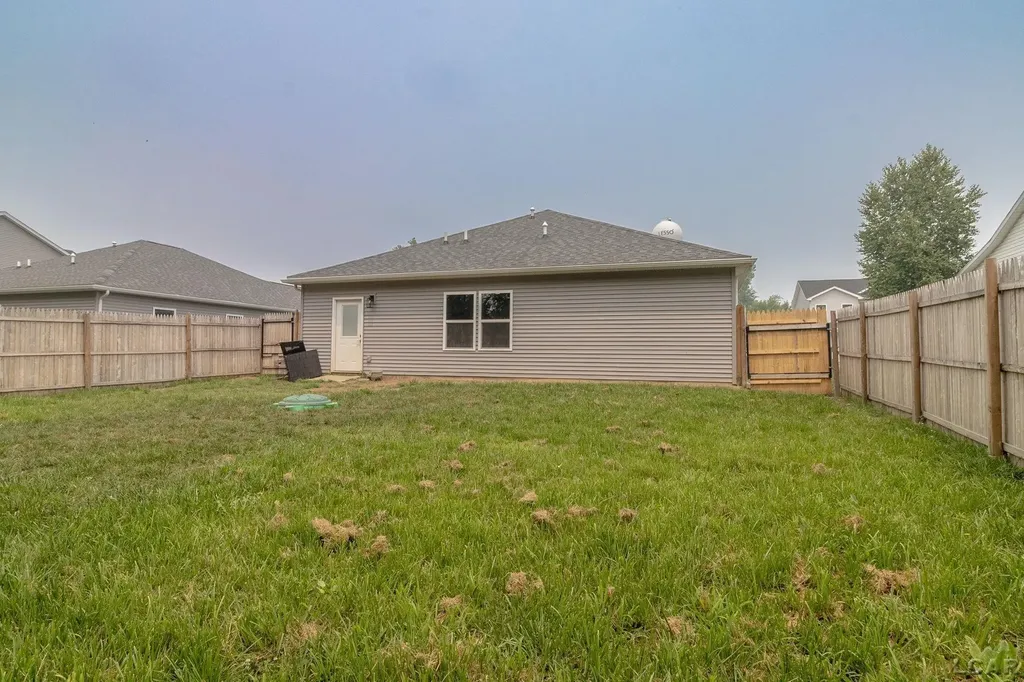 2019 Green Acres Drive Adrian City MI 49221