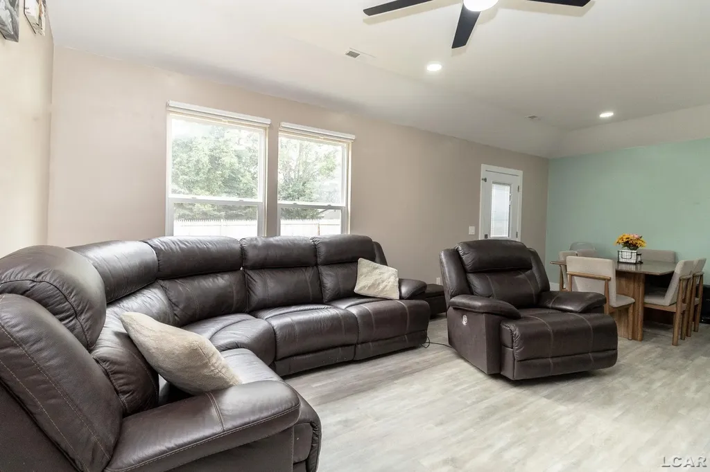 2019 Green Acres Drive Adrian City MI 49221