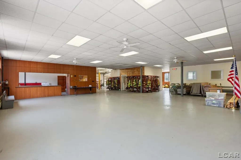 6326 E Us-223 Highway Palmyra Township MI 49268