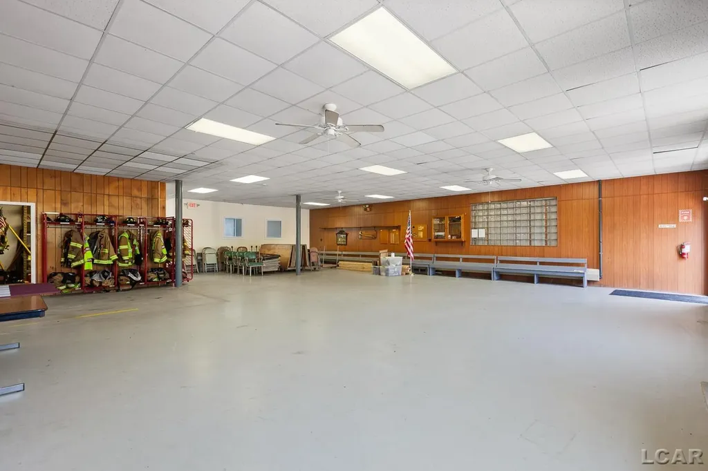 6326 E Us-223 Highway Palmyra Township MI 49268