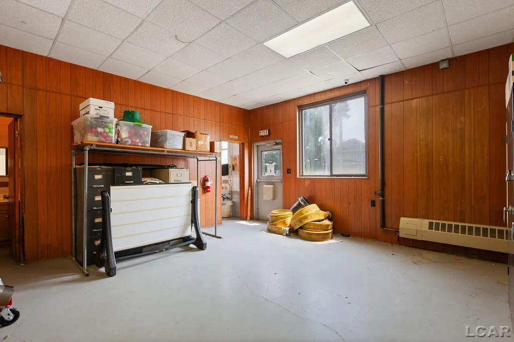 6326 E Us-223 Highway Palmyra Township MI 49268