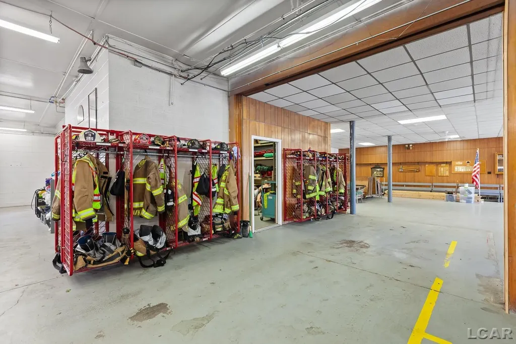 6326 E Us-223 Highway Palmyra Township MI 49268