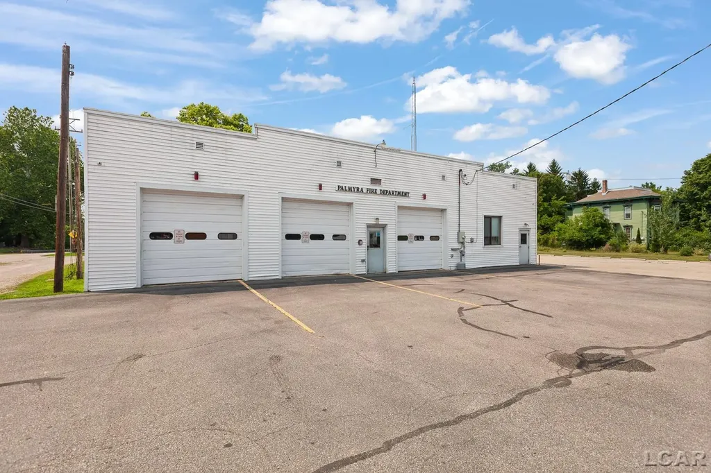 6326 E Us-223 Highway Palmyra Township MI 49268