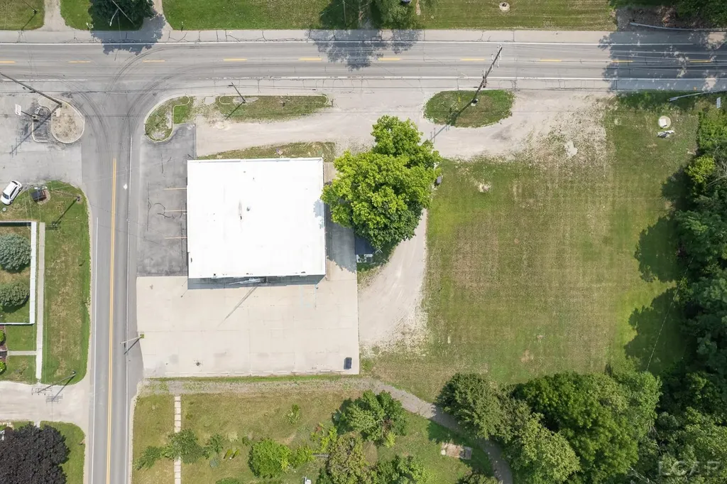 6326 E Us-223 Highway Palmyra Township MI 49268