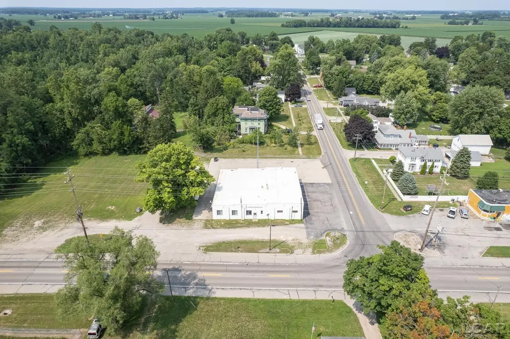 6326 E Us-223 Highway Palmyra Township MI 49268