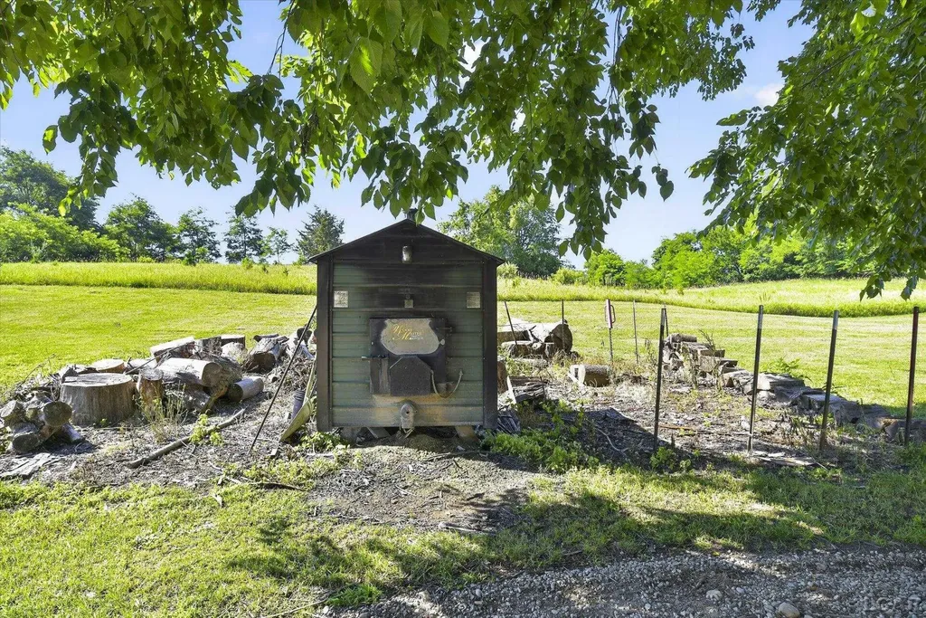 12931 Beecher Road Pittsford Township MI 49247
