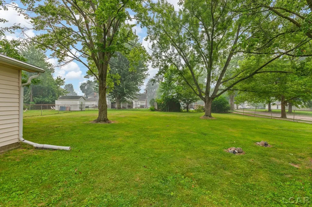 726 Croswell Street Adrian City MI 49221