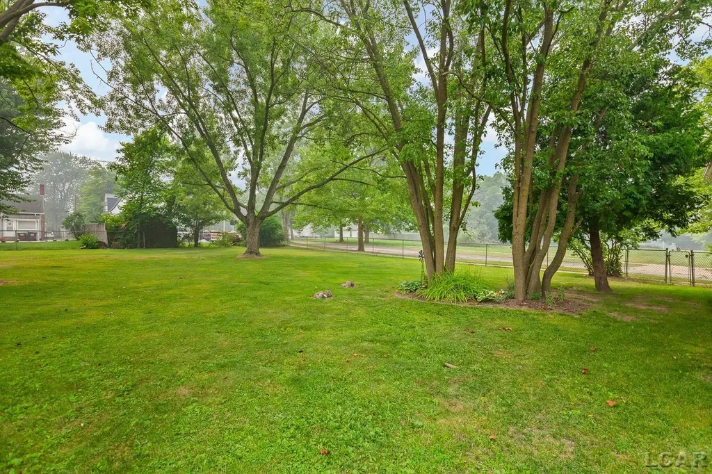 726 Croswell Street Adrian City MI 49221
