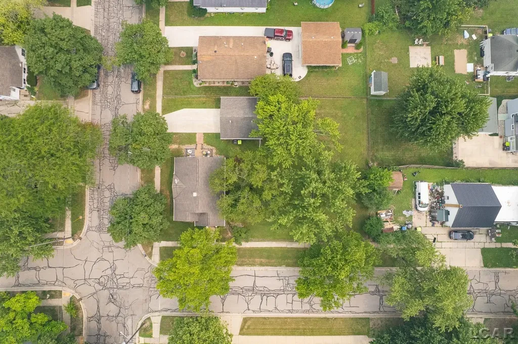 726 Croswell Street Adrian City MI 49221