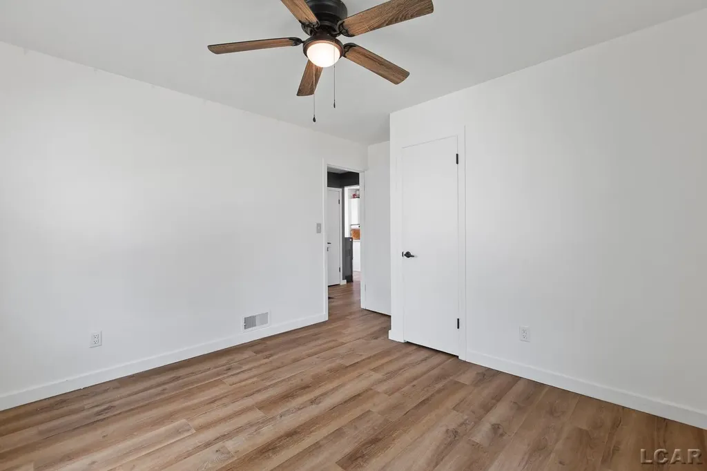 568 Northwestern Drive Adrian City MI 49221
