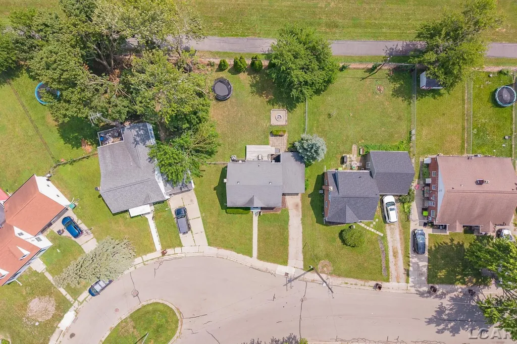 568 Northwestern Drive Adrian City MI 49221