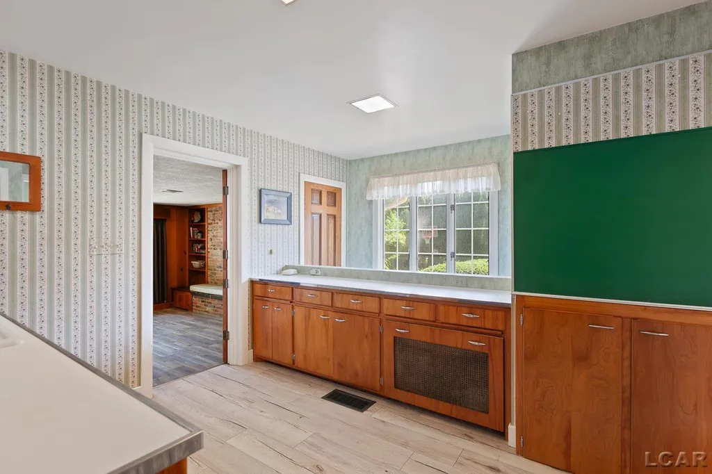 418 W Adrian Street Blissfield Village MI 49228