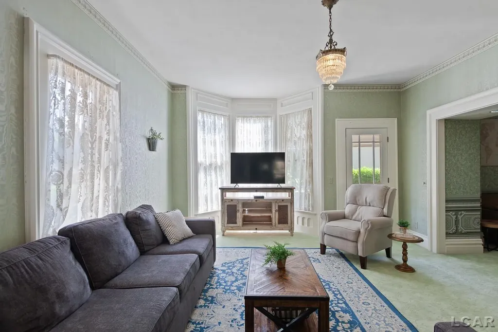 418 W Adrian Street Blissfield Village MI 49228