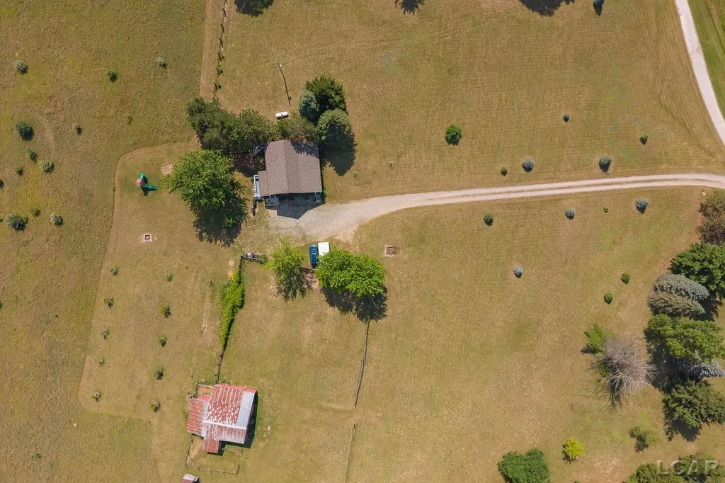 17721 Pleasant Lake Road Sharon Township MI 48158