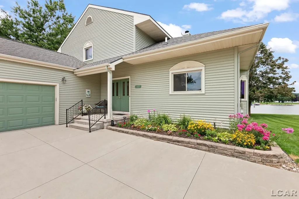 8070 Wadding Drive Cambridge Township MI 49265