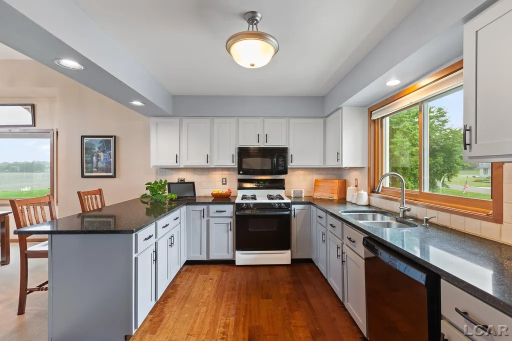 8070 Wadding Drive Cambridge Township MI 49265
