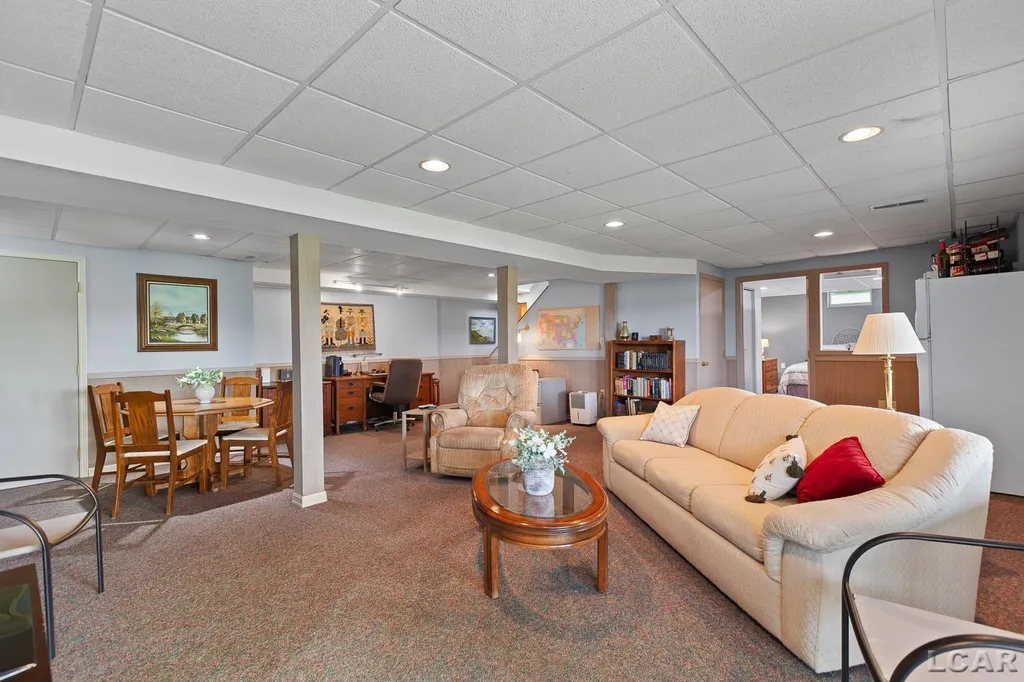 8070 Wadding Drive Cambridge Township MI 49265