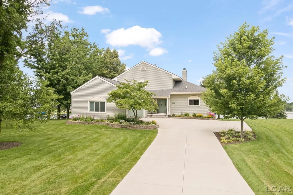 8070 Wadding Drive Cambridge Township MI 49265