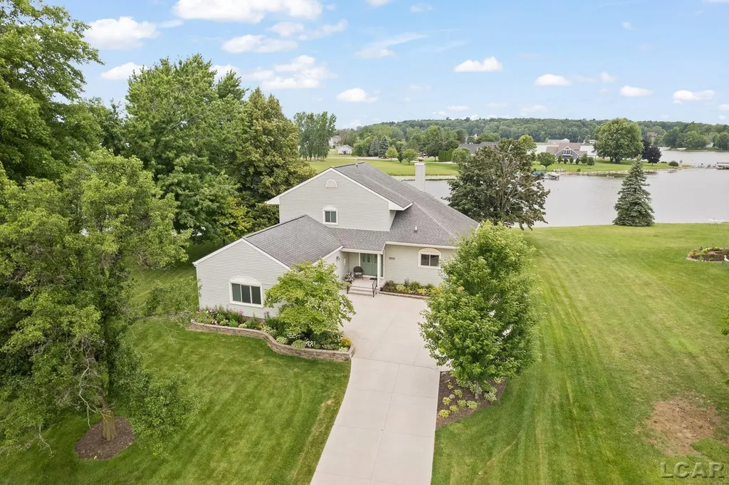 8070 Wadding Drive Cambridge Township MI 49265