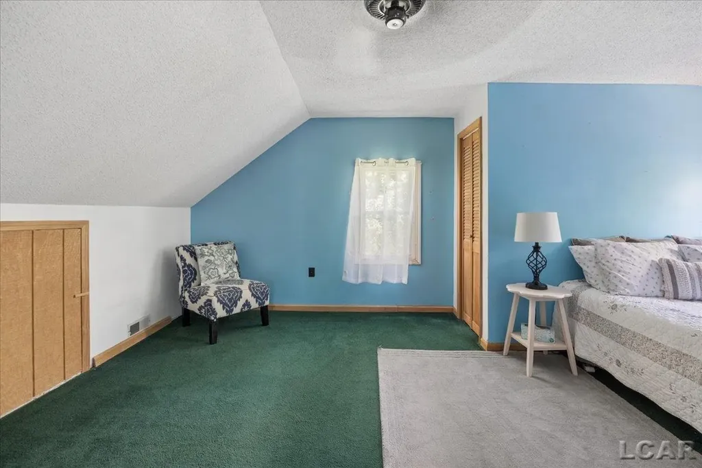 402 Oden Way Adrian City MI 49221