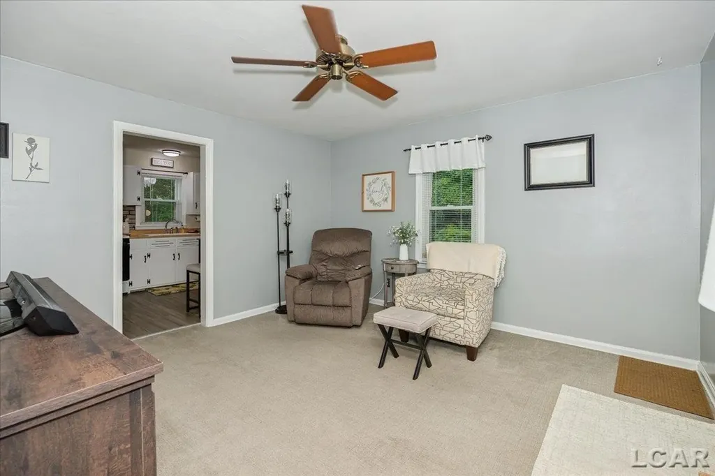 402 Oden Way Adrian City MI 49221