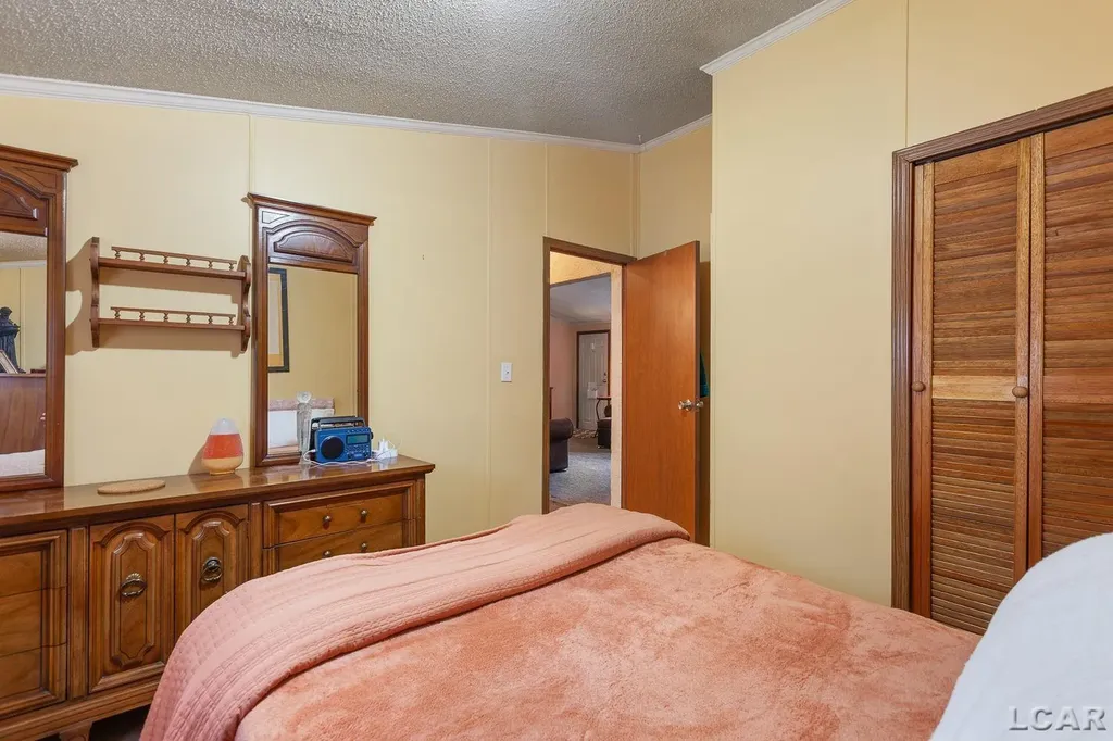 3207 Erie Shore Drive Frenchtown Township MI 48162