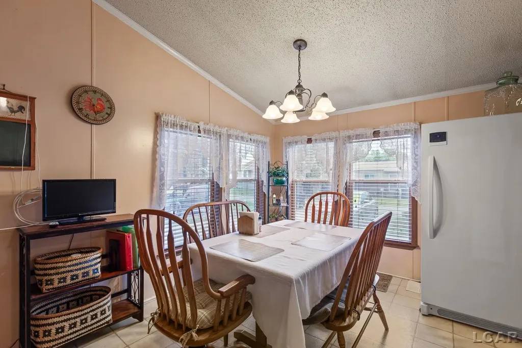 3207 Erie Shore Drive Frenchtown Township MI 48162
