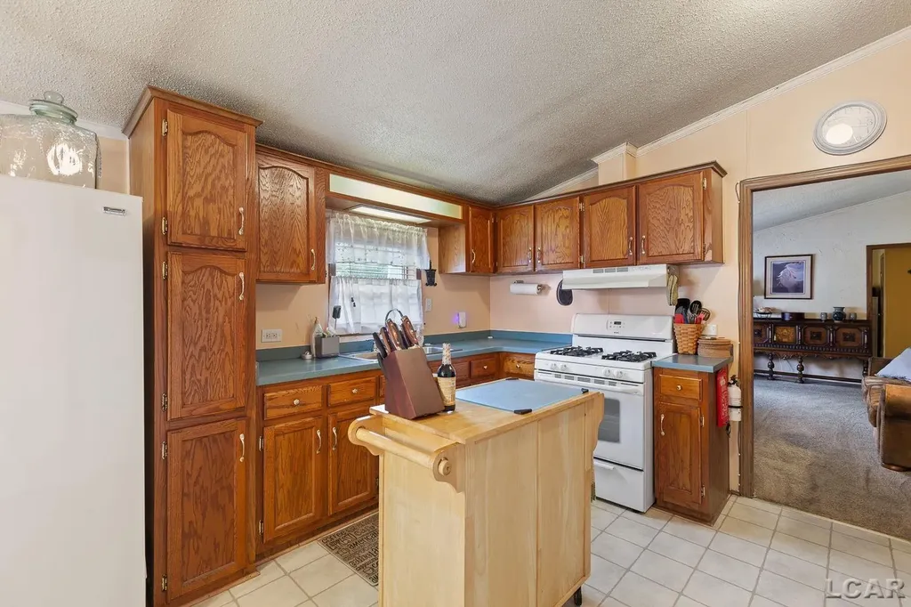 3207 Erie Shore Drive Frenchtown Township MI 48162