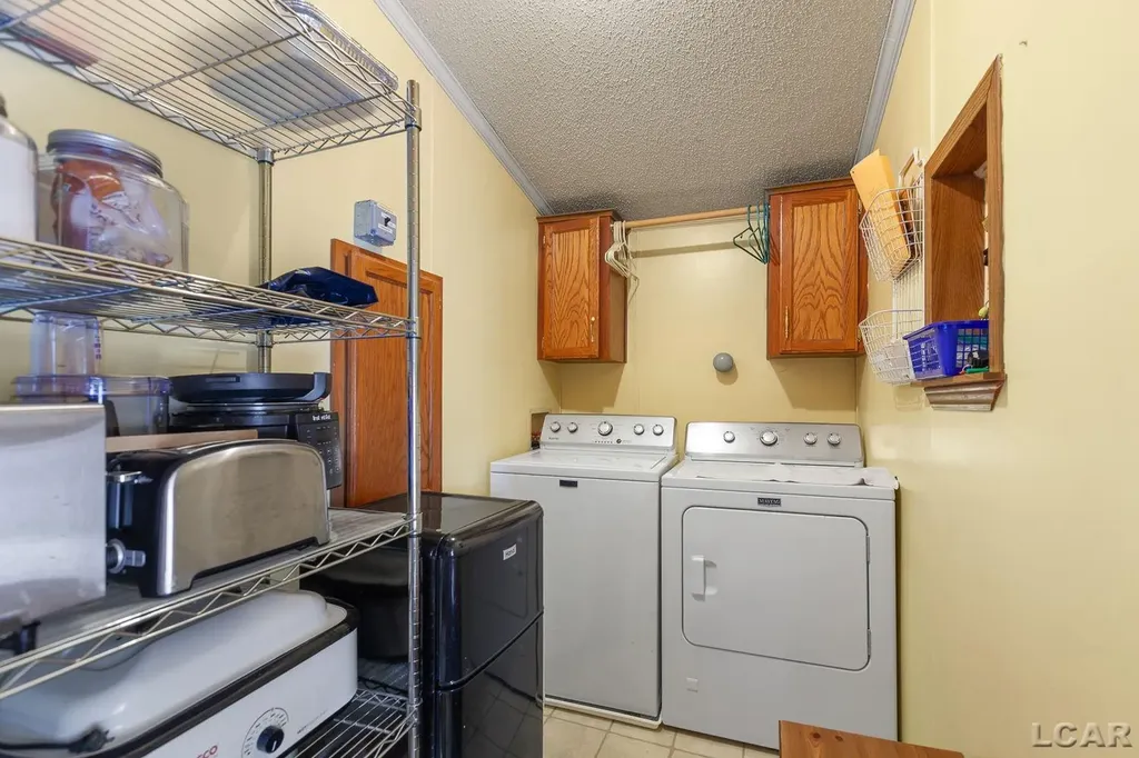 3207 Erie Shore Drive Frenchtown Township MI 48162