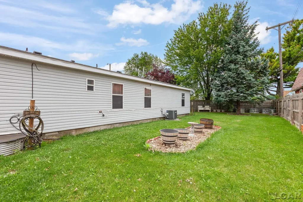 3207 Erie Shore Drive Frenchtown Township MI 48162