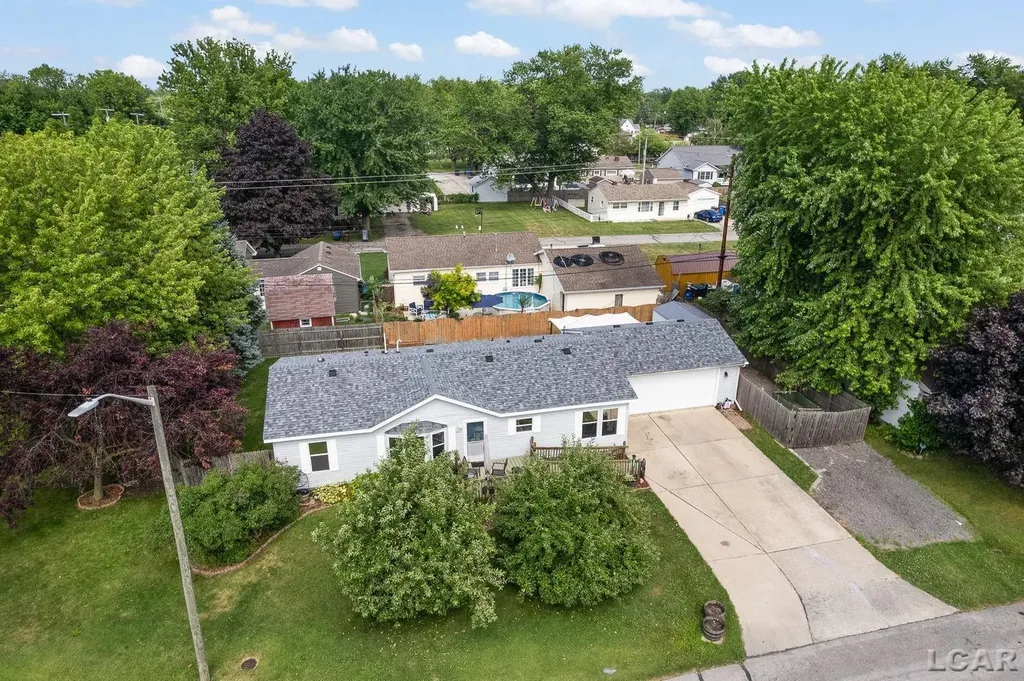 3207 Erie Shore Drive Frenchtown Township MI 48162