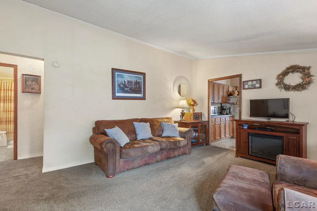 3207 Erie Shore Drive Frenchtown Township MI 48162