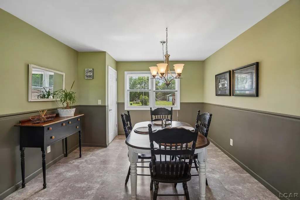 2758 Nadeau Road Frenchtown Township MI 48162
