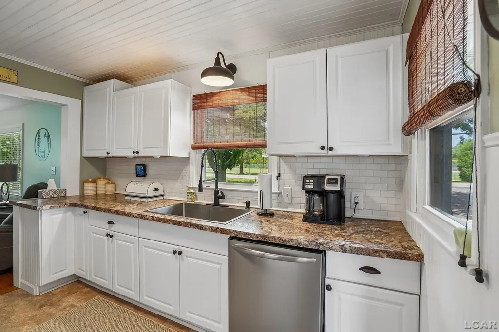 2758 Nadeau Road Frenchtown Township MI 48162