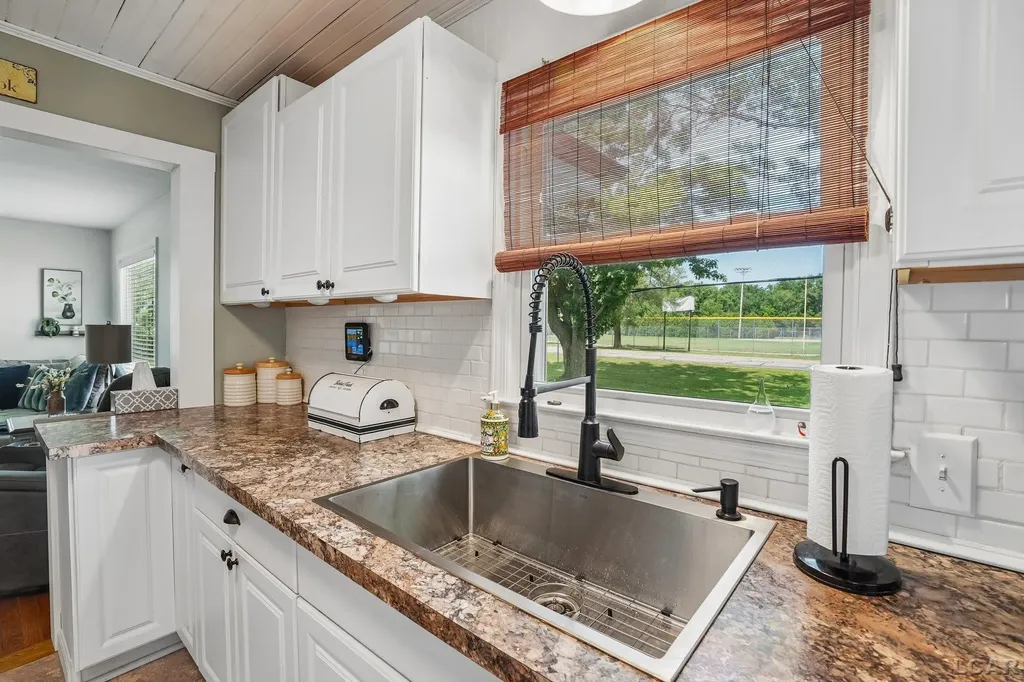2758 Nadeau Road Frenchtown Township MI 48162
