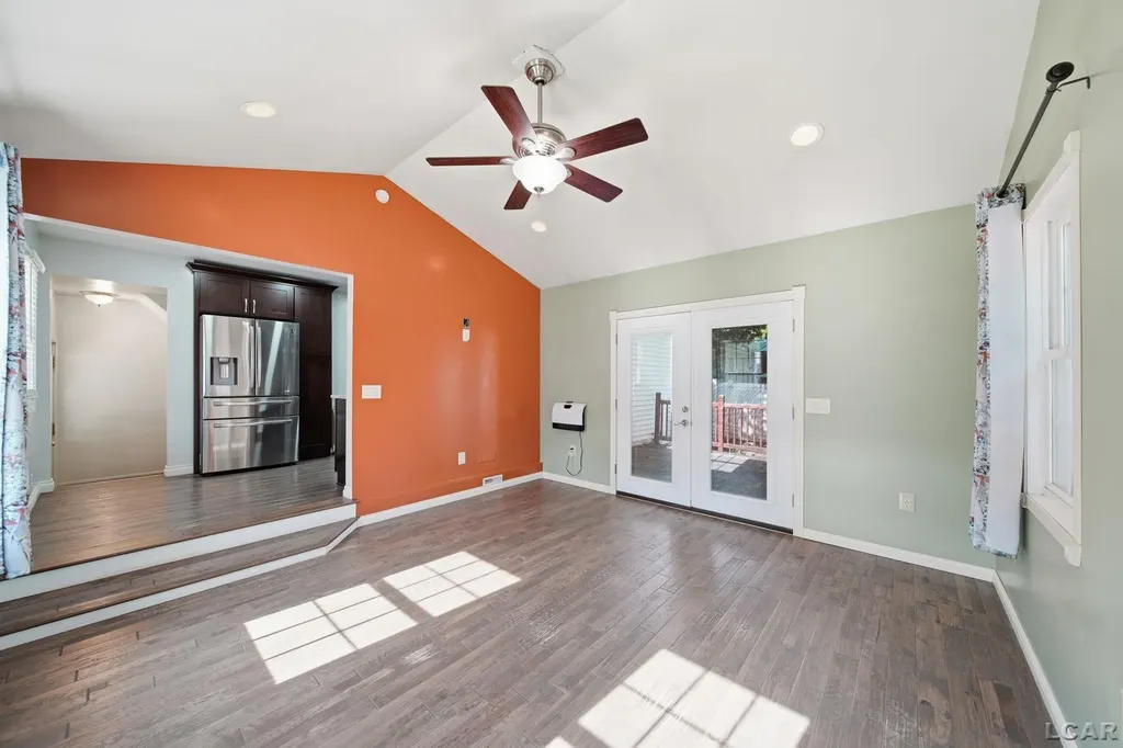 746 Saint Joseph Street Adrian City MI 49221