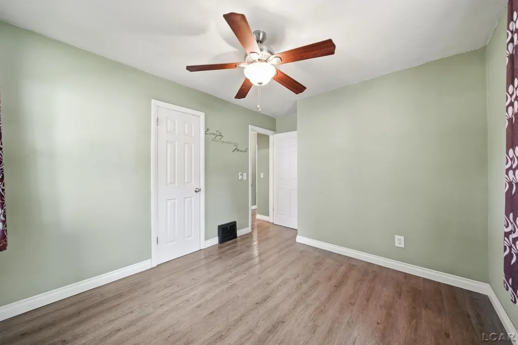 746 Saint Joseph Street Adrian City MI 49221