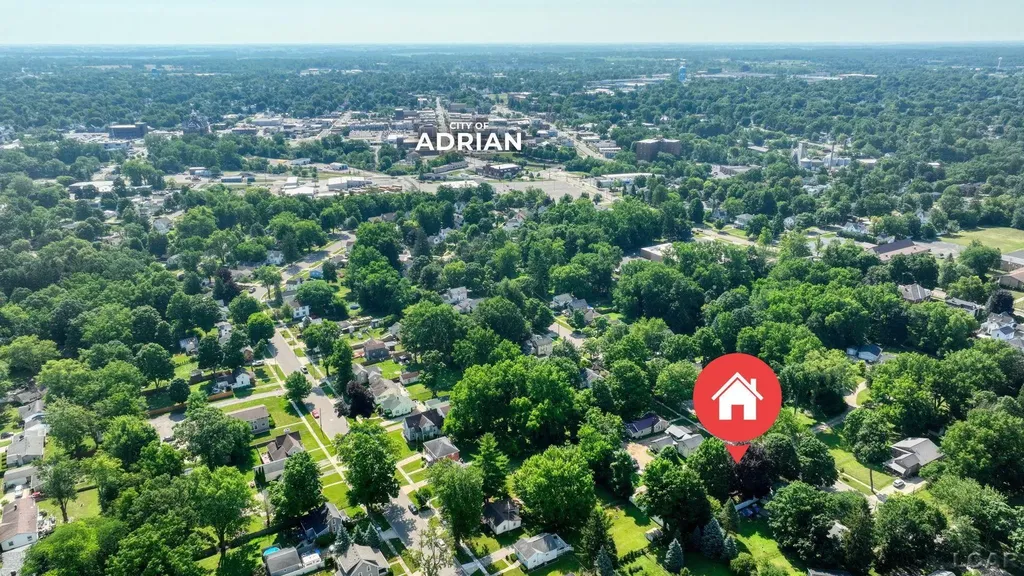 746 Saint Joseph Street Adrian City MI 49221