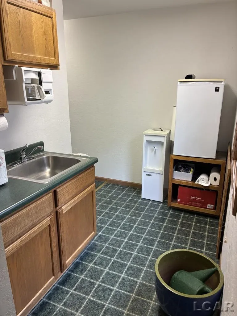 521 W Adrian State Highway Blissfield Village MI 49228