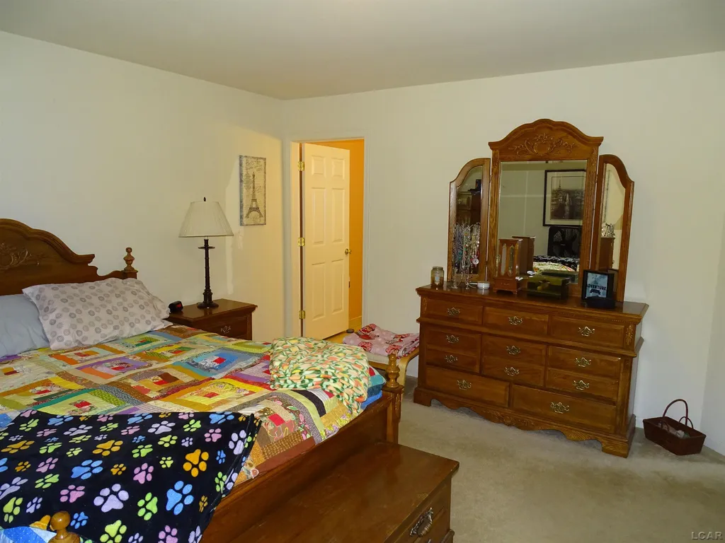 901 May Drive Monroe City MI 48161