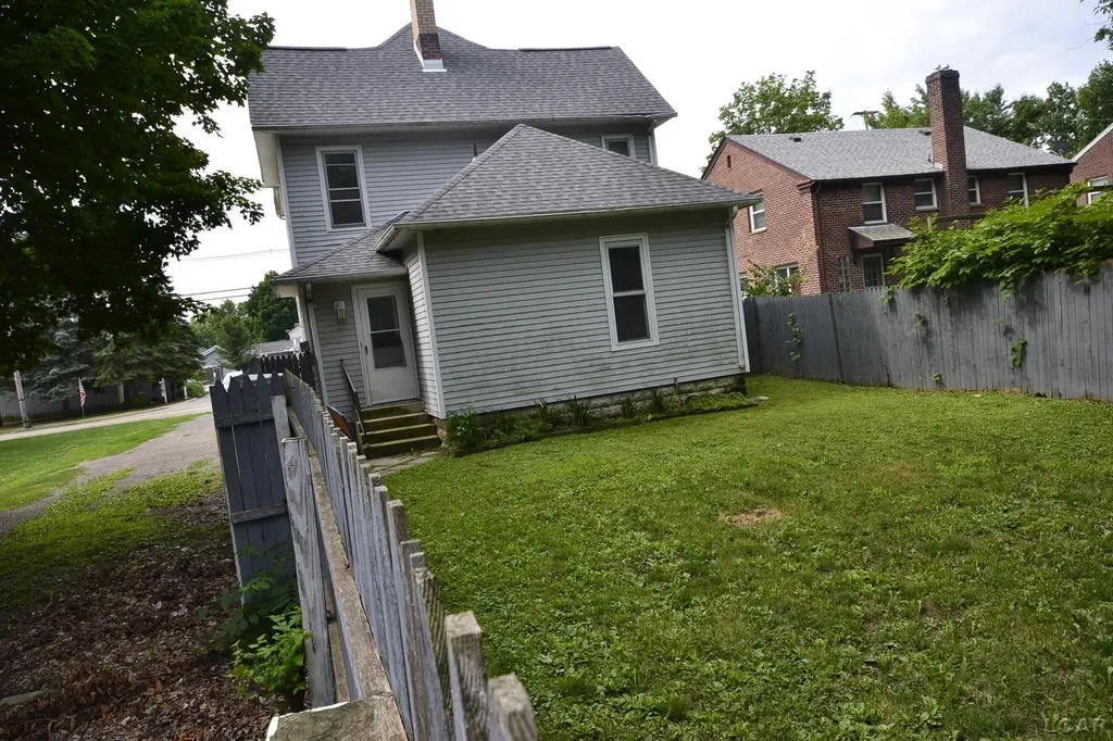 970 W Maumee Street Adrian City MI 49221