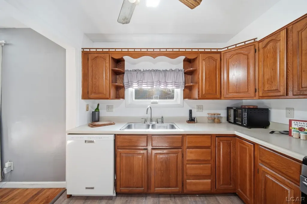 2095 Harold Street Madison Charter Township MI 49221