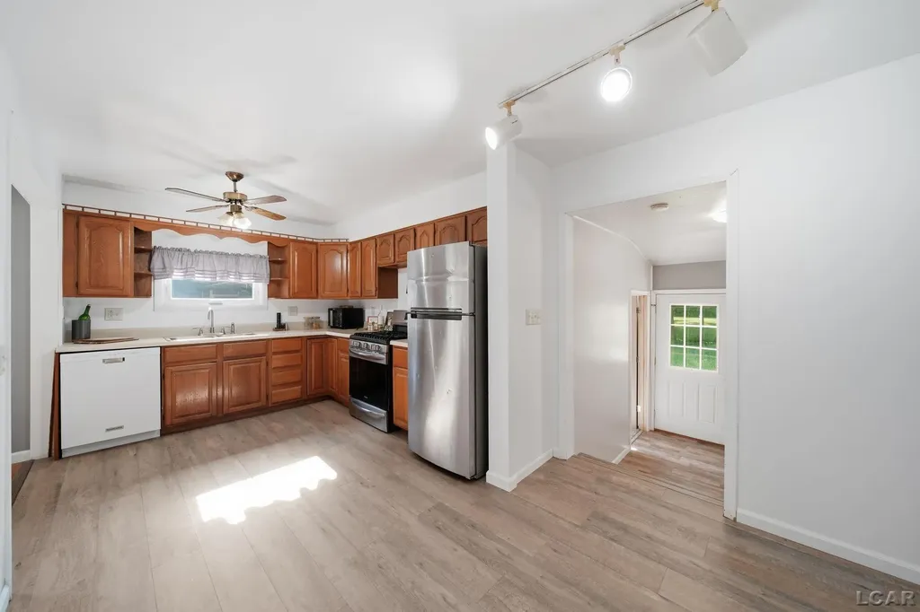 2095 Harold Street Madison Charter Township MI 49221