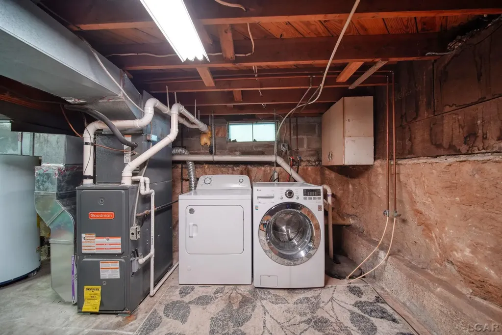 2095 Harold Street Madison Charter Township MI 49221
