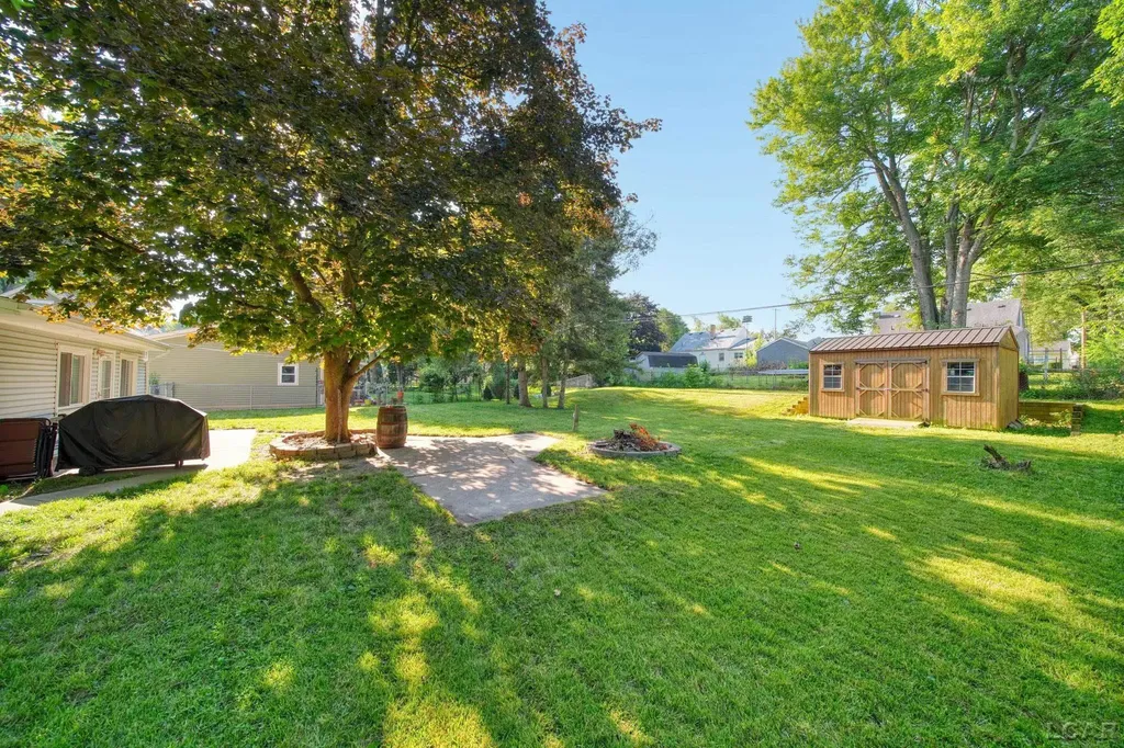 2095 Harold Street Madison Charter Township MI 49221