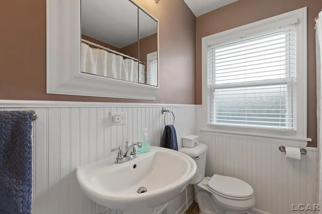 219 Bidwell Street Tecumseh City MI 49286