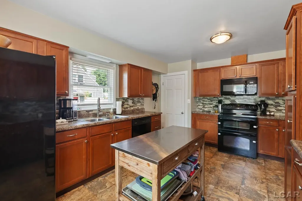 219 Bidwell Street Tecumseh City MI 49286