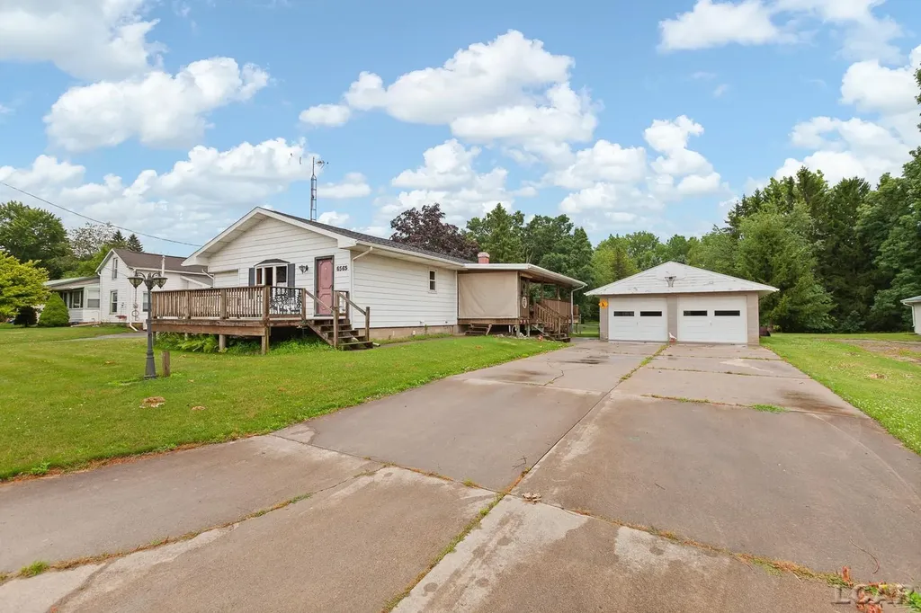 6565 Winter Road Woodstock Township MI 49220