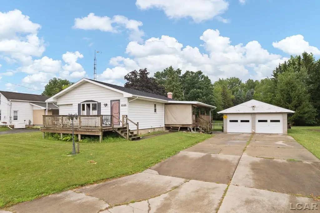 6565 Winter Road Woodstock Township MI 49220